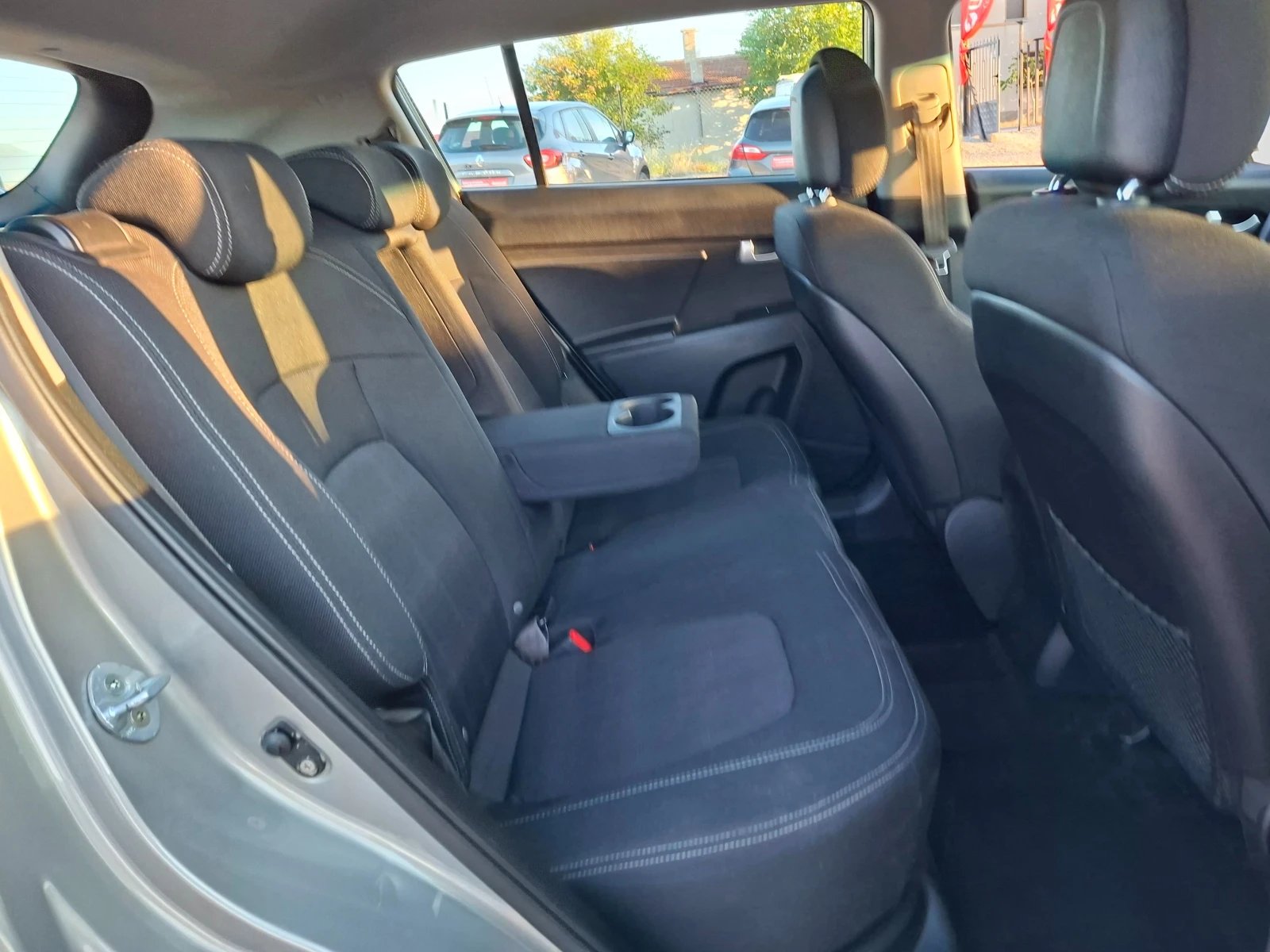 Kia Sportage 1.7CRDI* 36м. х 217EUR.* , снимка 13 - Автомобили и джипове - 55992532