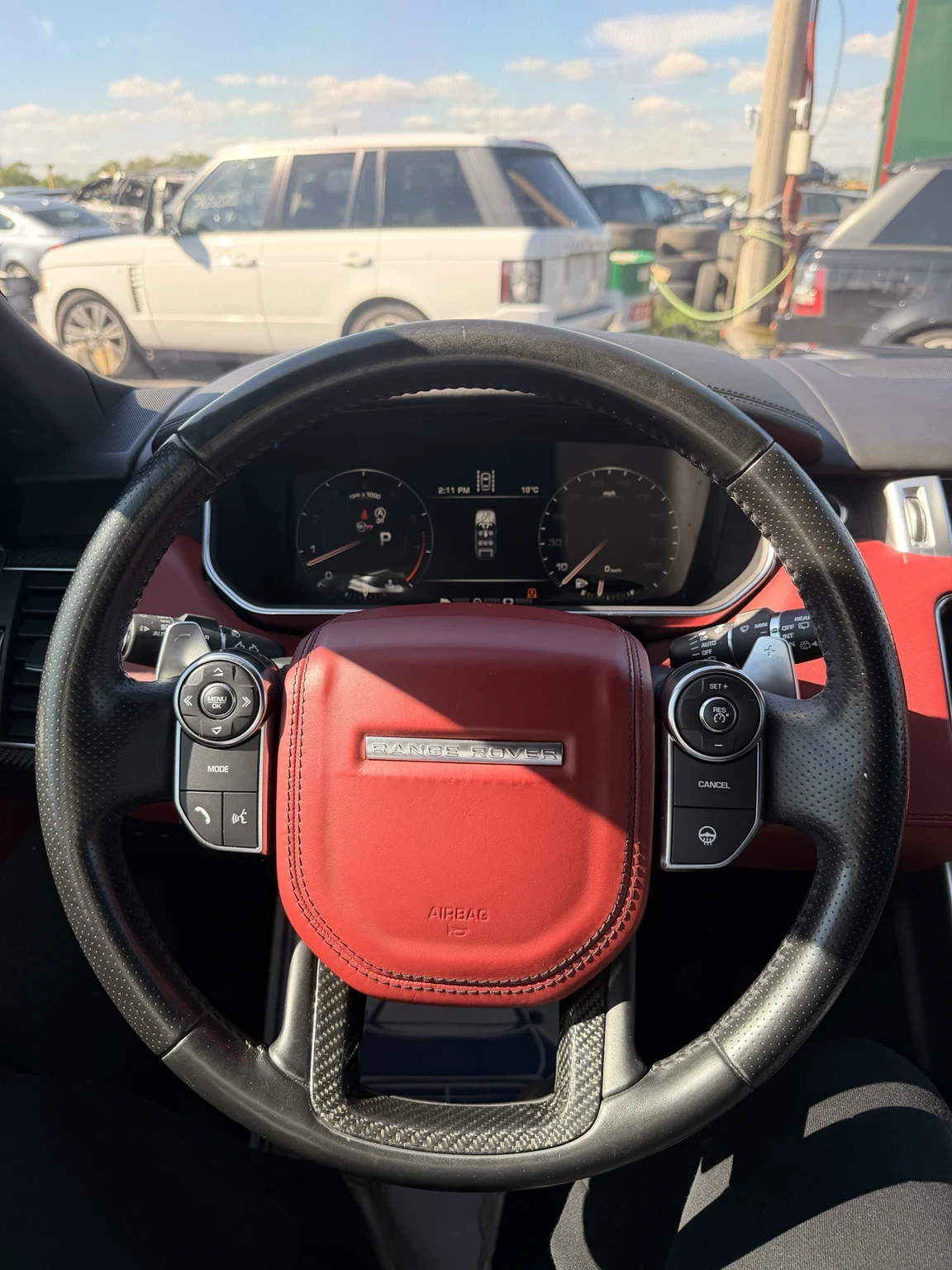 Land Rover Range Rover Sport ! SVR !, снимка 11 - Автомобили и джипове - 56047263