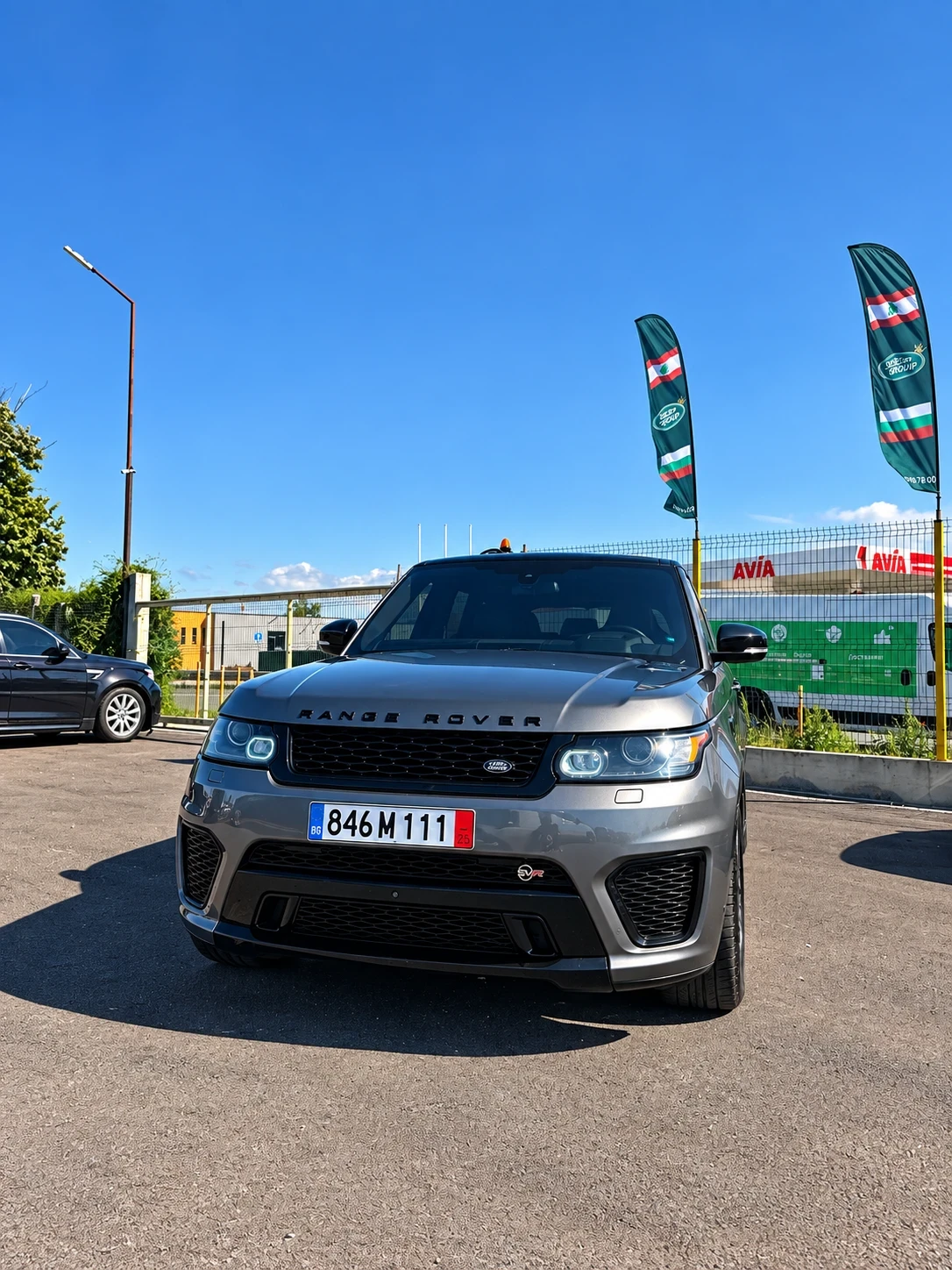 Land Rover Range Rover Sport ! SVR !, снимка 2 - Автомобили и джипове - 56047263