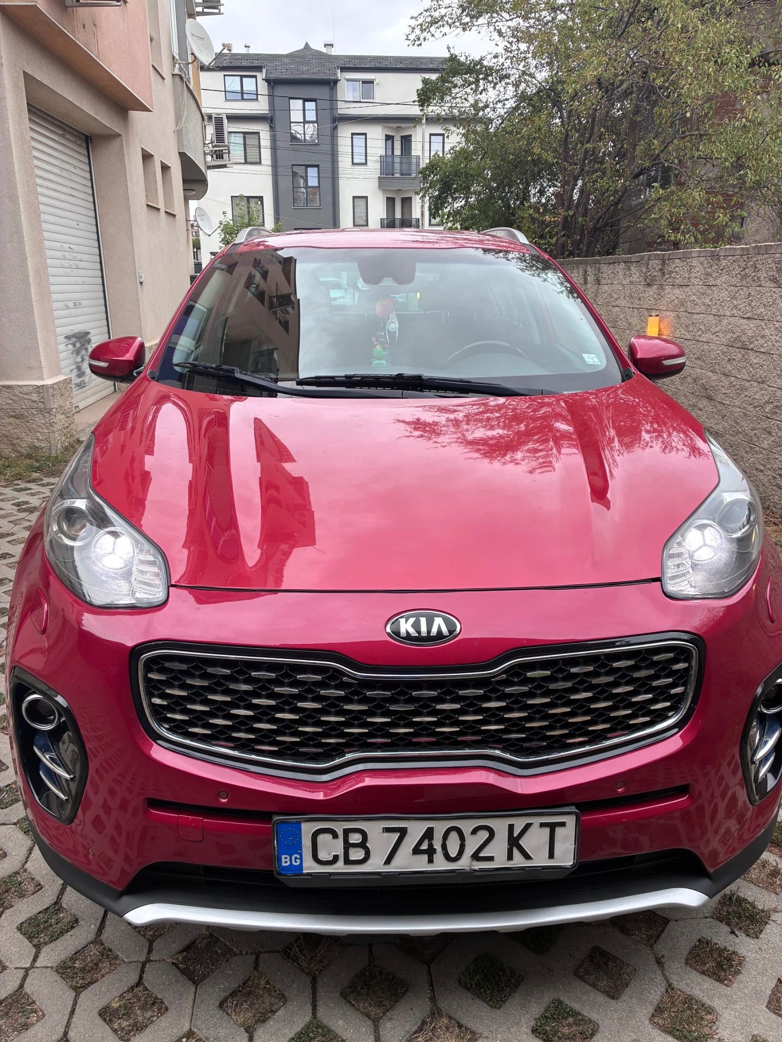 Kia Sportage, снимка 2 - Автомобили и джипове - 56249377