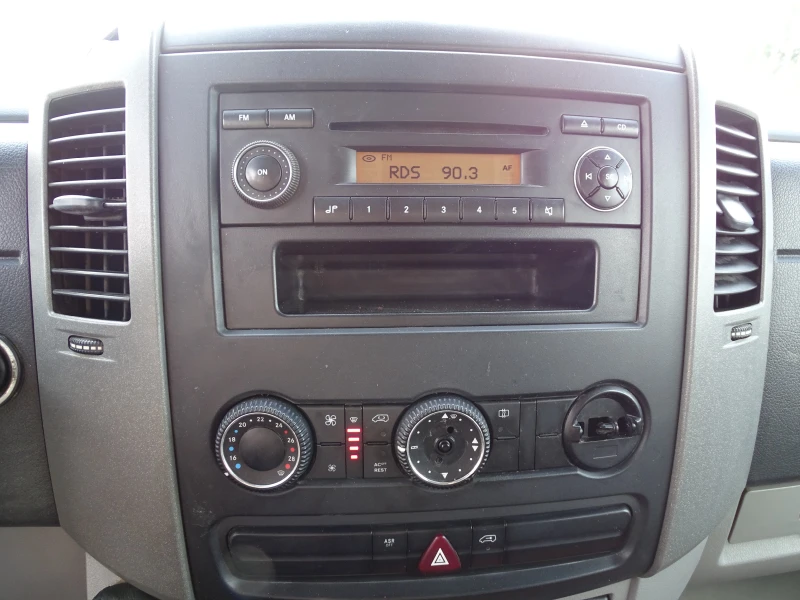 Mercedes-Benz Sprinter 518 КЛИМАТИК* * * Кат Б* * * , снимка 9 - Бусове и автобуси - 50985035