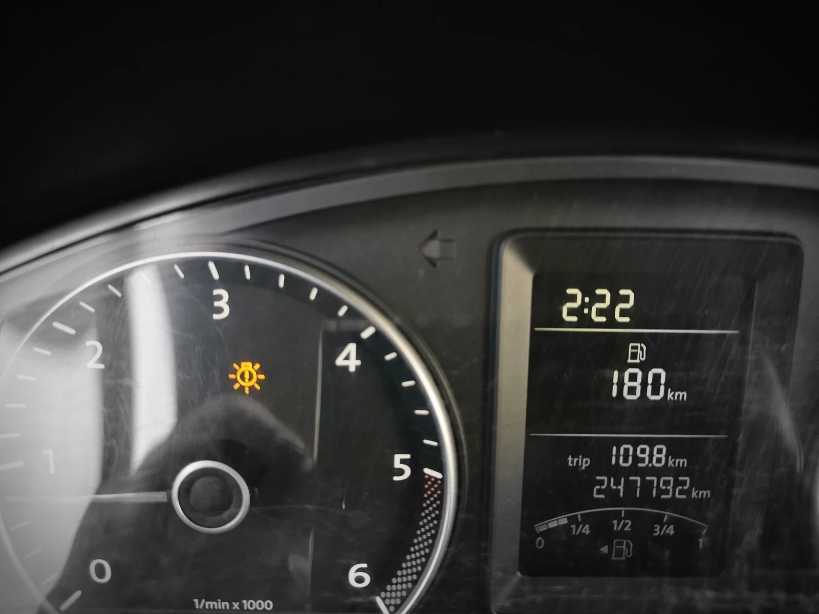 VW Transporter 2.0ТДИ/140Кс/L2H1, снимка 12 - Бусове и автобуси - 54196343