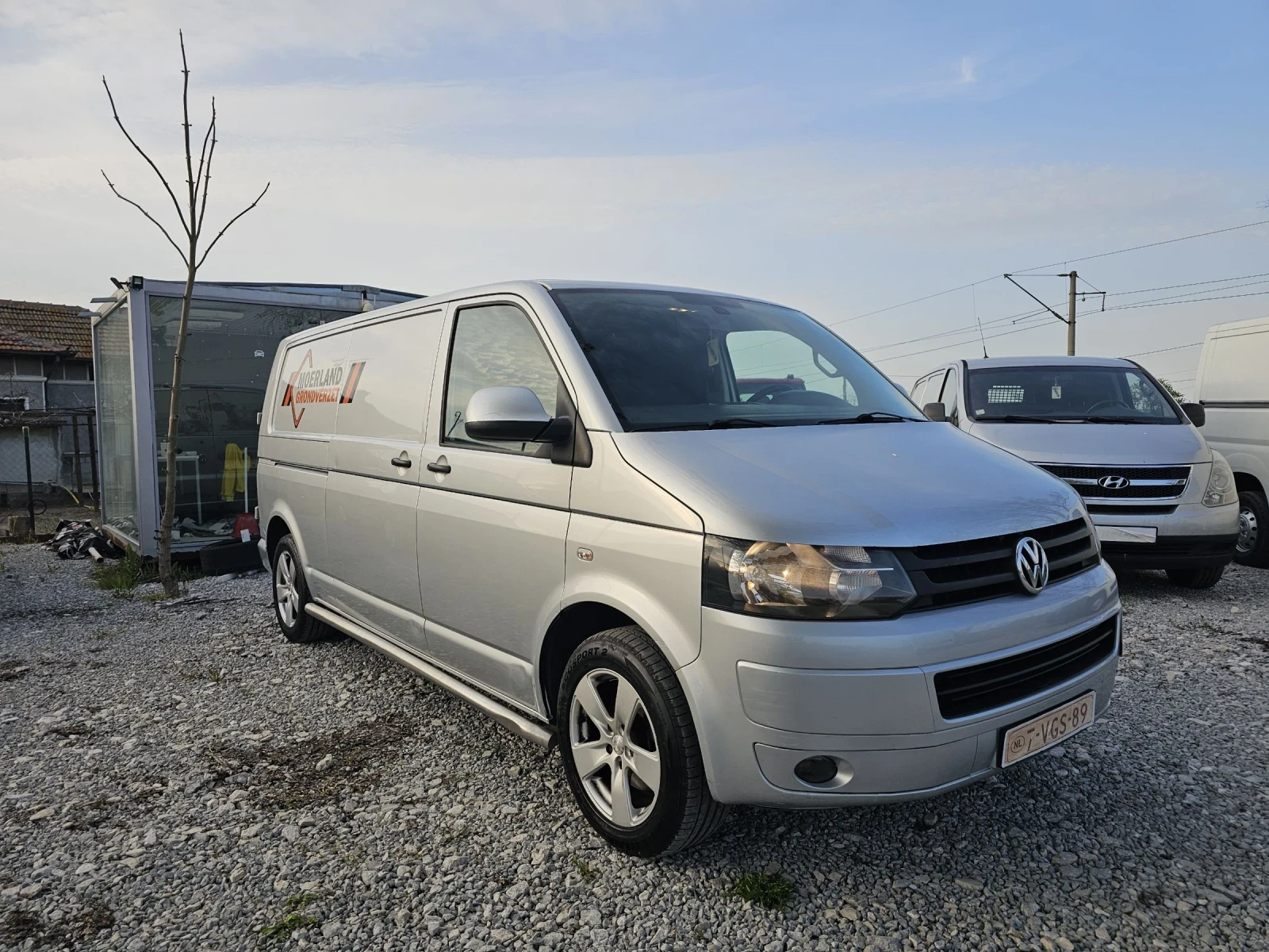 VW Transporter 2.0ТДИ/140Кс/L2H1, снимка 3 - Бусове и автобуси - 54196343