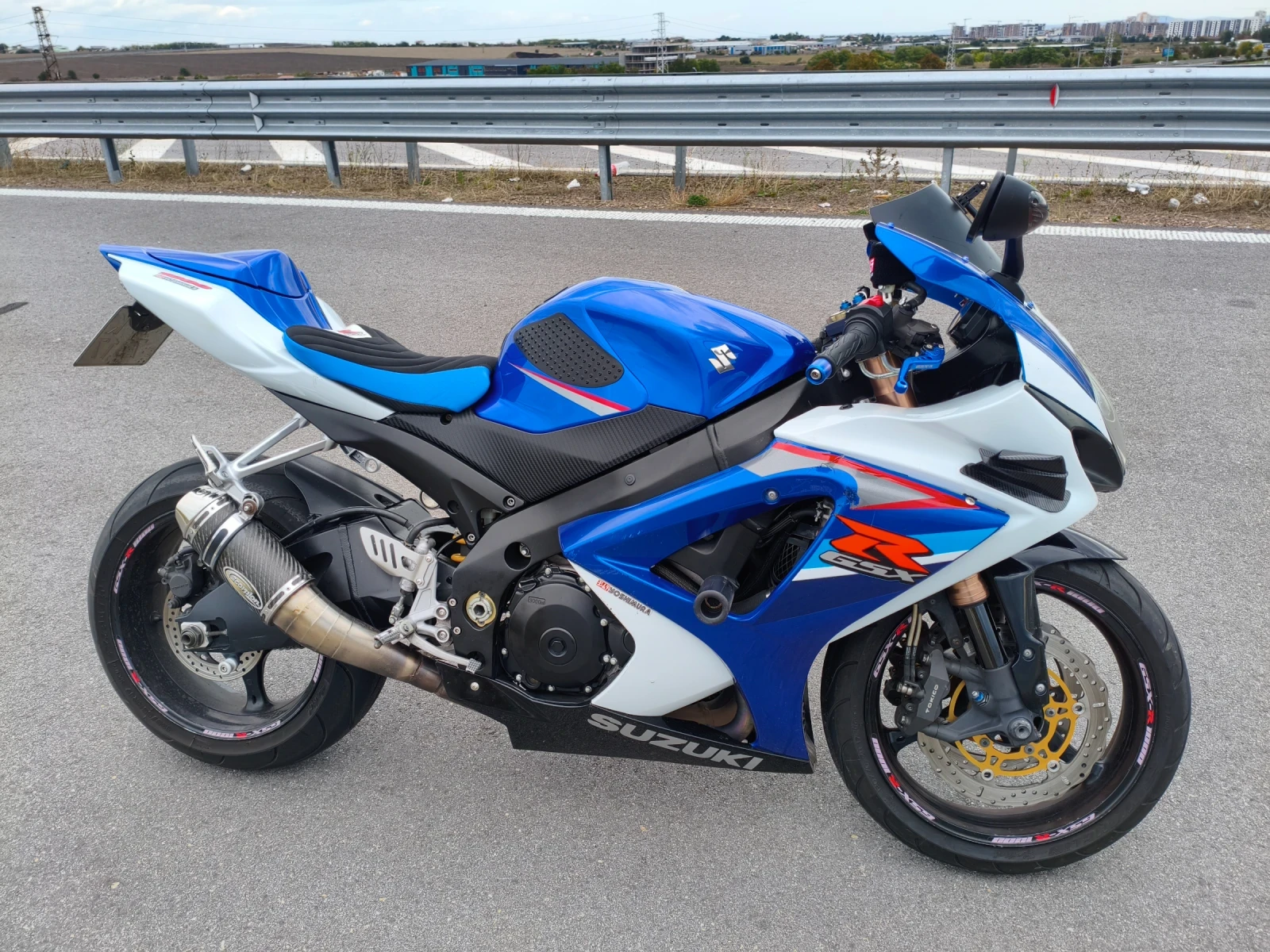 Suzuki Gsxr K7, снимка 1