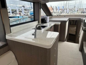 Моторна яхта Galeon 440 Fly, снимка 8
