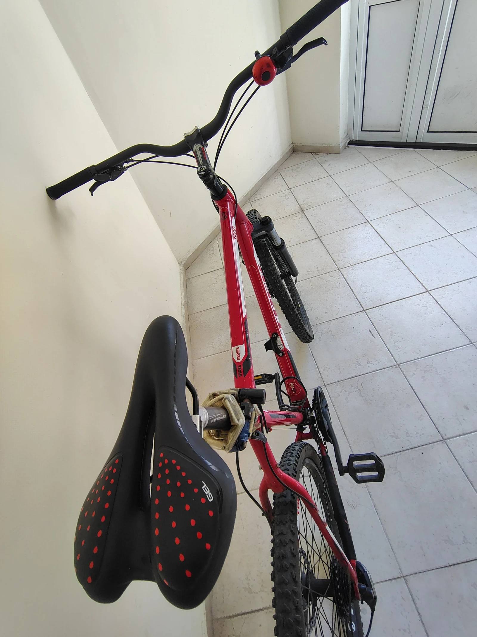 ��������� 3900 series | Mobile.bg � ����������� 5