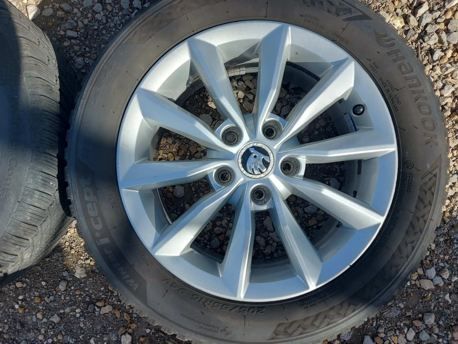    205/55R16  Skoda Octavia | Mobile.bg   2