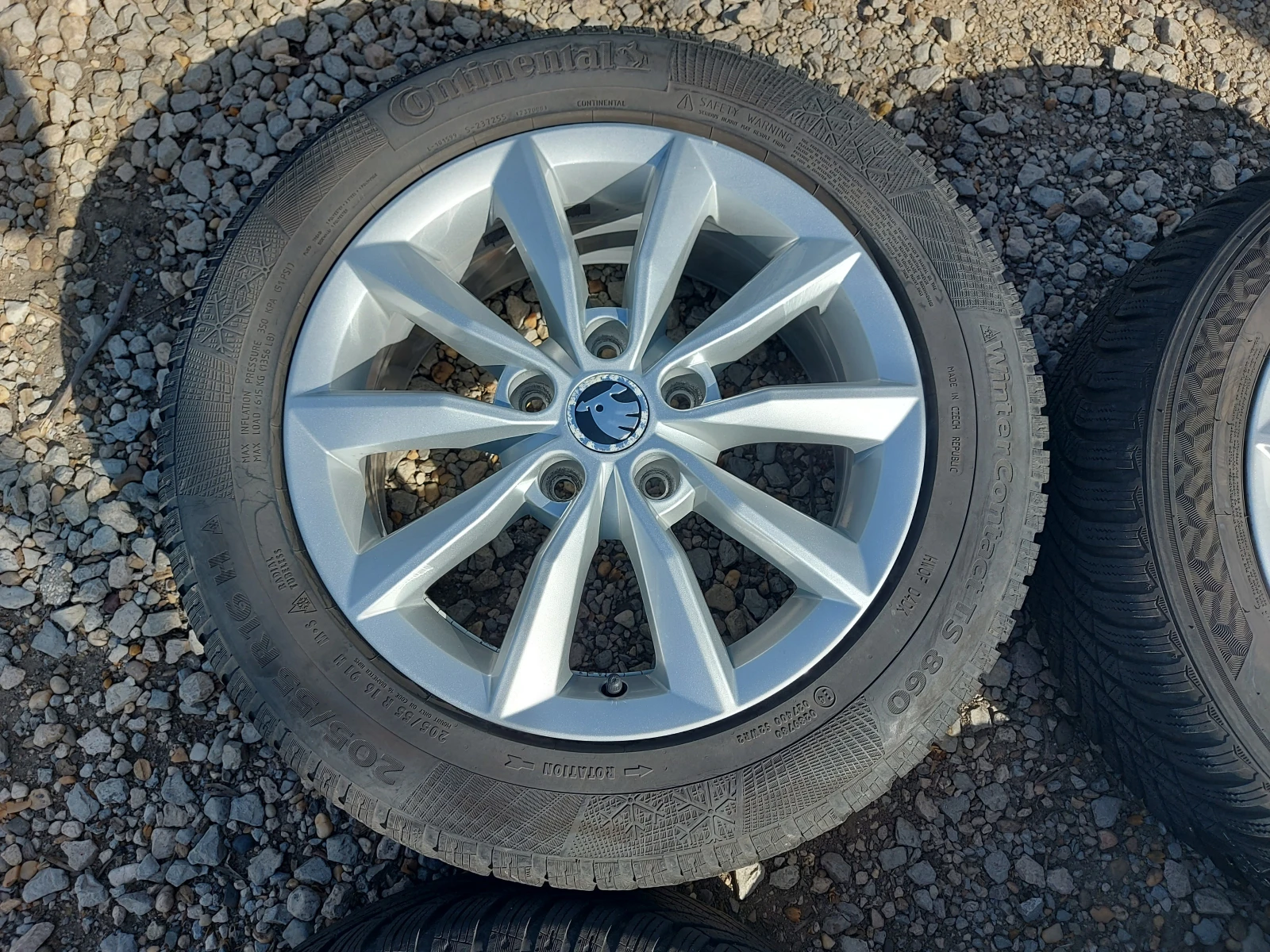    205/55R16  Skoda Octavia | Mobile.bg   5