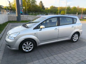 Toyota Corolla verso, снимка 1