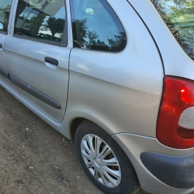 Citroen Xsara picasso 1.8 бензин 115 к с. 5мех., снимка 5