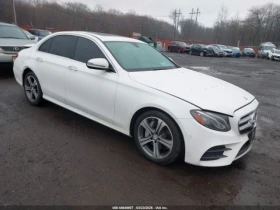 ������ Mercedes-Benz E 300