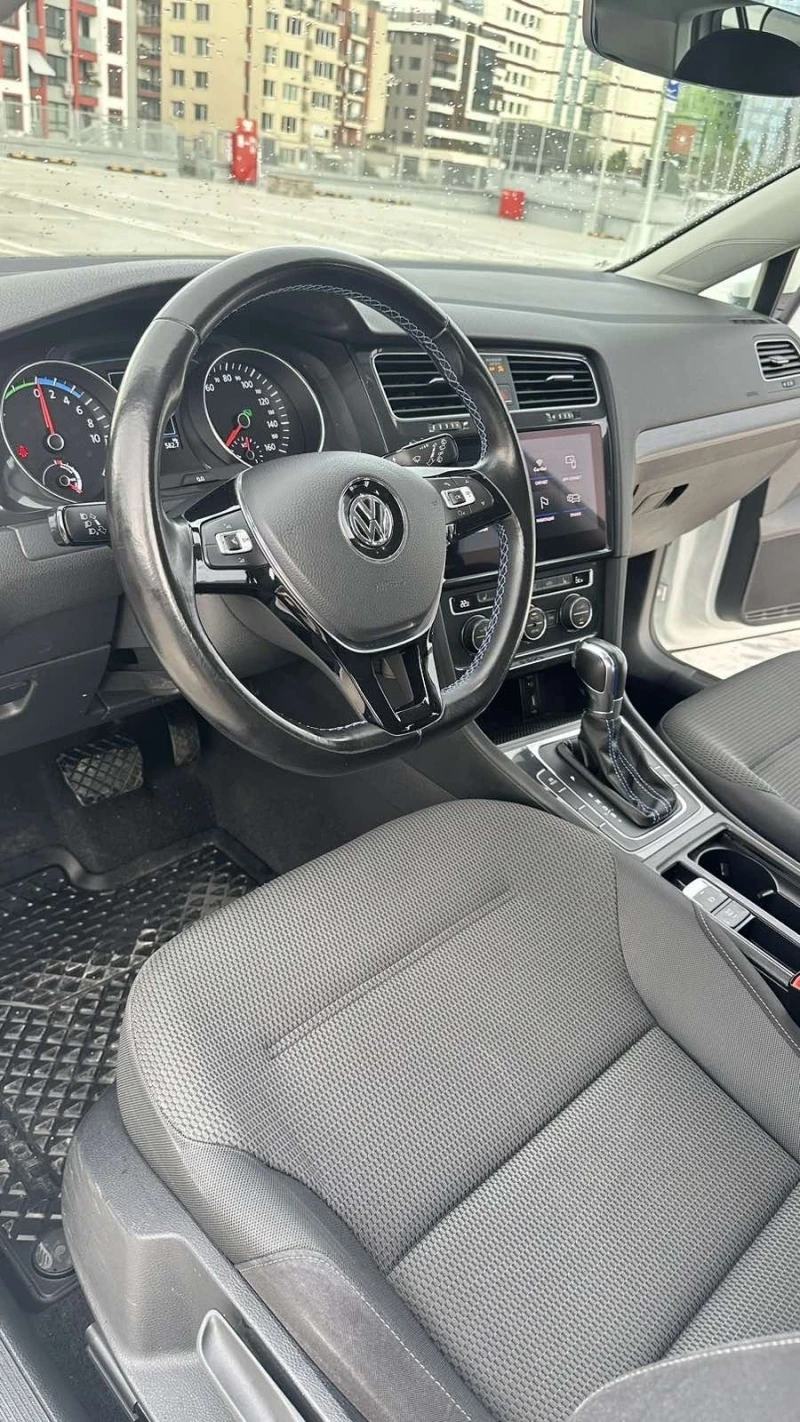 VW Golf, снимка 6 - Автомобили и джипове - 47156296