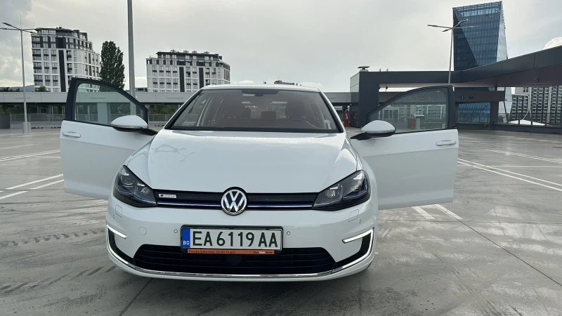 VW Golf, снимка 1 - Автомобили и джипове - 47156296