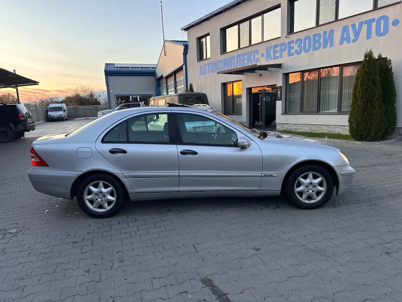 Mercedes-Benz C 180 Kompressor, снимка 3 - Автомобили и джипове - 48032229