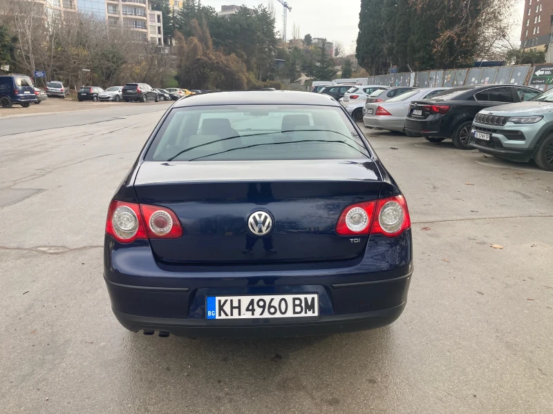 VW Passat 1.9 - 105, снимка 6 - Автомобили и джипове - 48352685