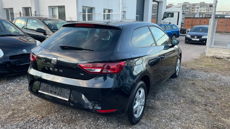 Seat Leon 1.2 Бензин 105к.с., снимка 4 - Автомобили и джипове - 48629820