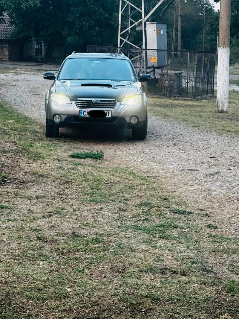 Subaru Outback Трети собственик. Реални километри! Японско шаси! , снимка 12 - Автомобили и джипове - 49471684