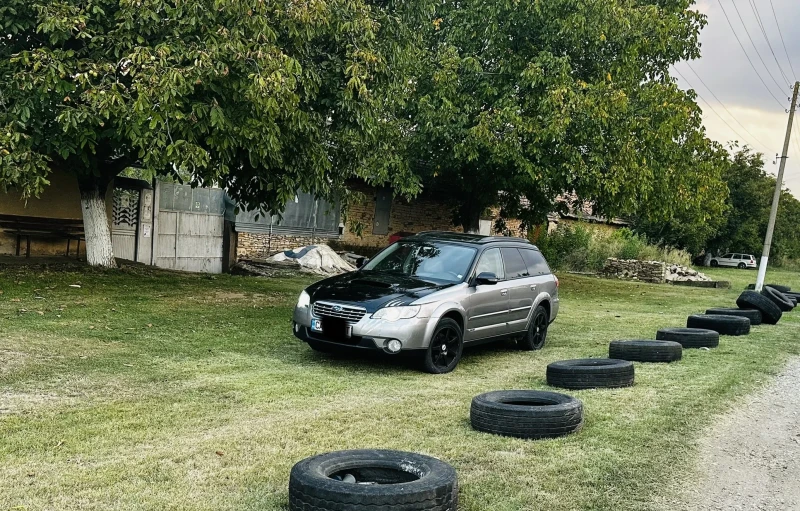 Subaru Outback Трети собственик. Реални километри! Японско шаси! , снимка 9 - Автомобили и джипове - 49471684