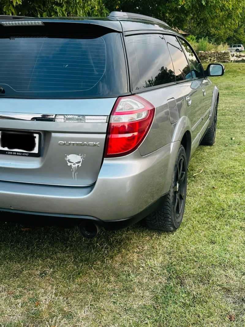 Subaru Outback Трети собственик. Реални километри! Японско шаси! , снимка 6 - Автомобили и джипове - 49565610