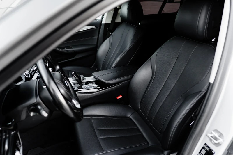 BMW 530 D TOURING , снимка 10 - Автомобили и джипове - 52282606