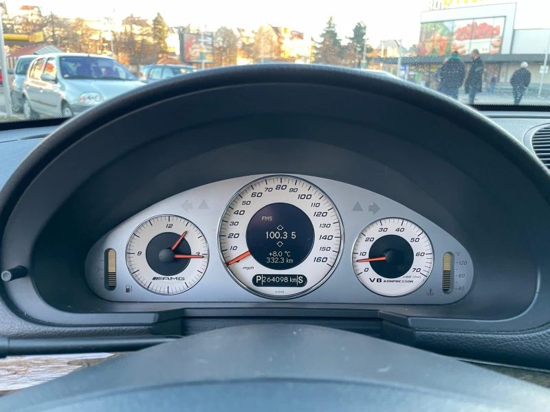Mercedes-Benz E 55 AMG, снимка 15 - Автомобили и джипове - 50379699