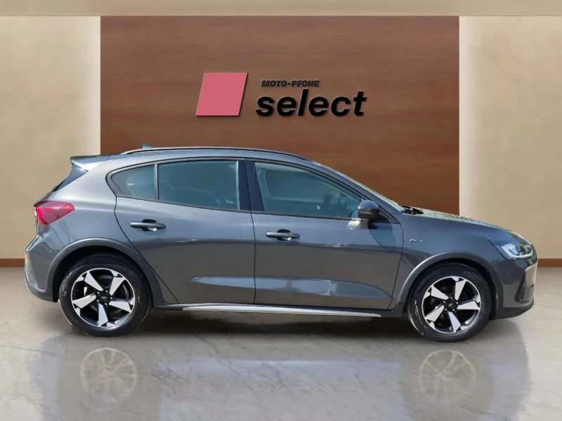 Ford Focus 1.0 EcoBoost, снимка 4 - Автомобили и джипове - 51033995