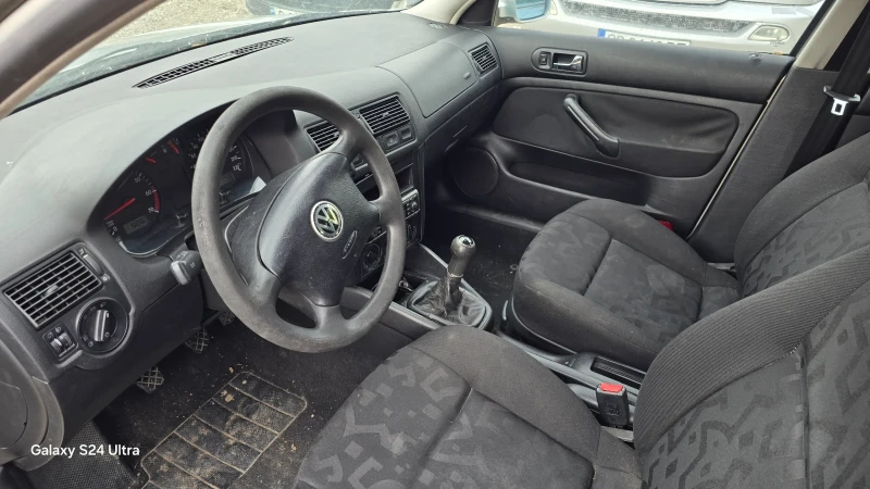 VW Golf 1.4i нов внос, снимка 5 - Автомобили и джипове - 51724466