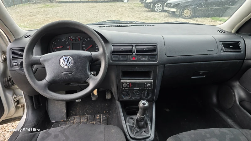 VW Golf 1.4i нов внос, снимка 6 - Автомобили и джипове - 51724466