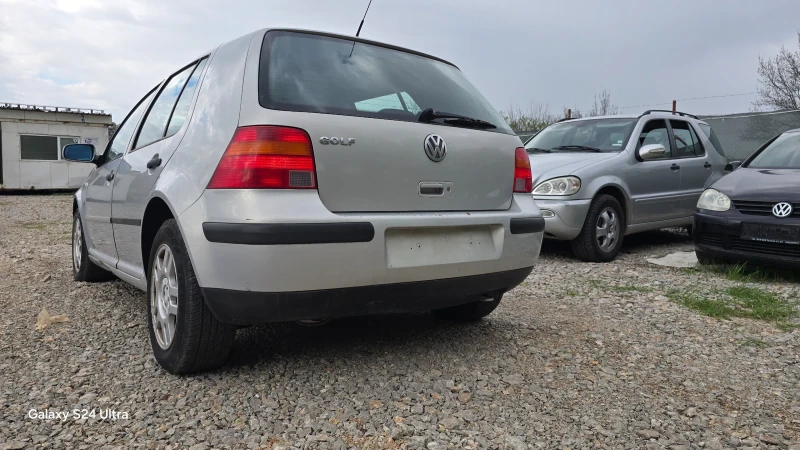 VW Golf 1.4i нов внос, снимка 4 - Автомобили и джипове - 51724466