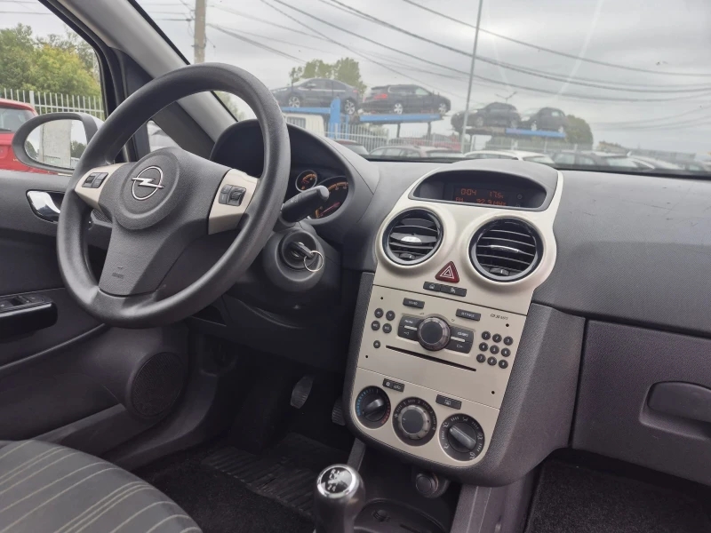 Opel Corsa 1.2i, снимка 6 - Автомобили и джипове - 51837084