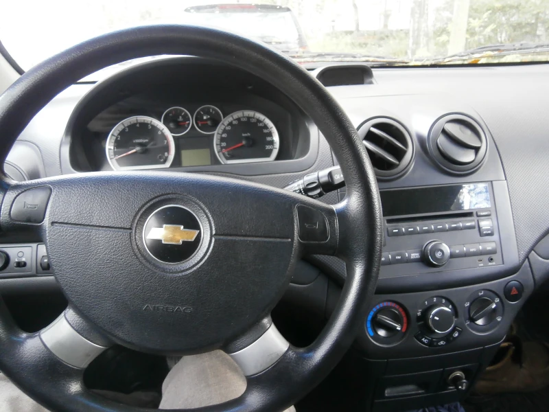 Chevrolet Aveo, снимка 7 - Автомобили и джипове - 52496015