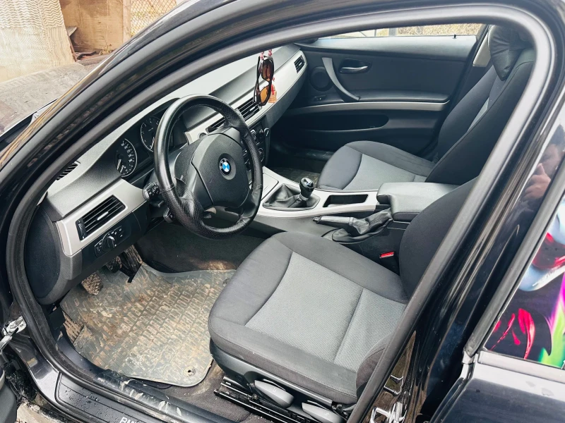 BMW 320, снимка 8 - Автомобили и джипове - 53252469