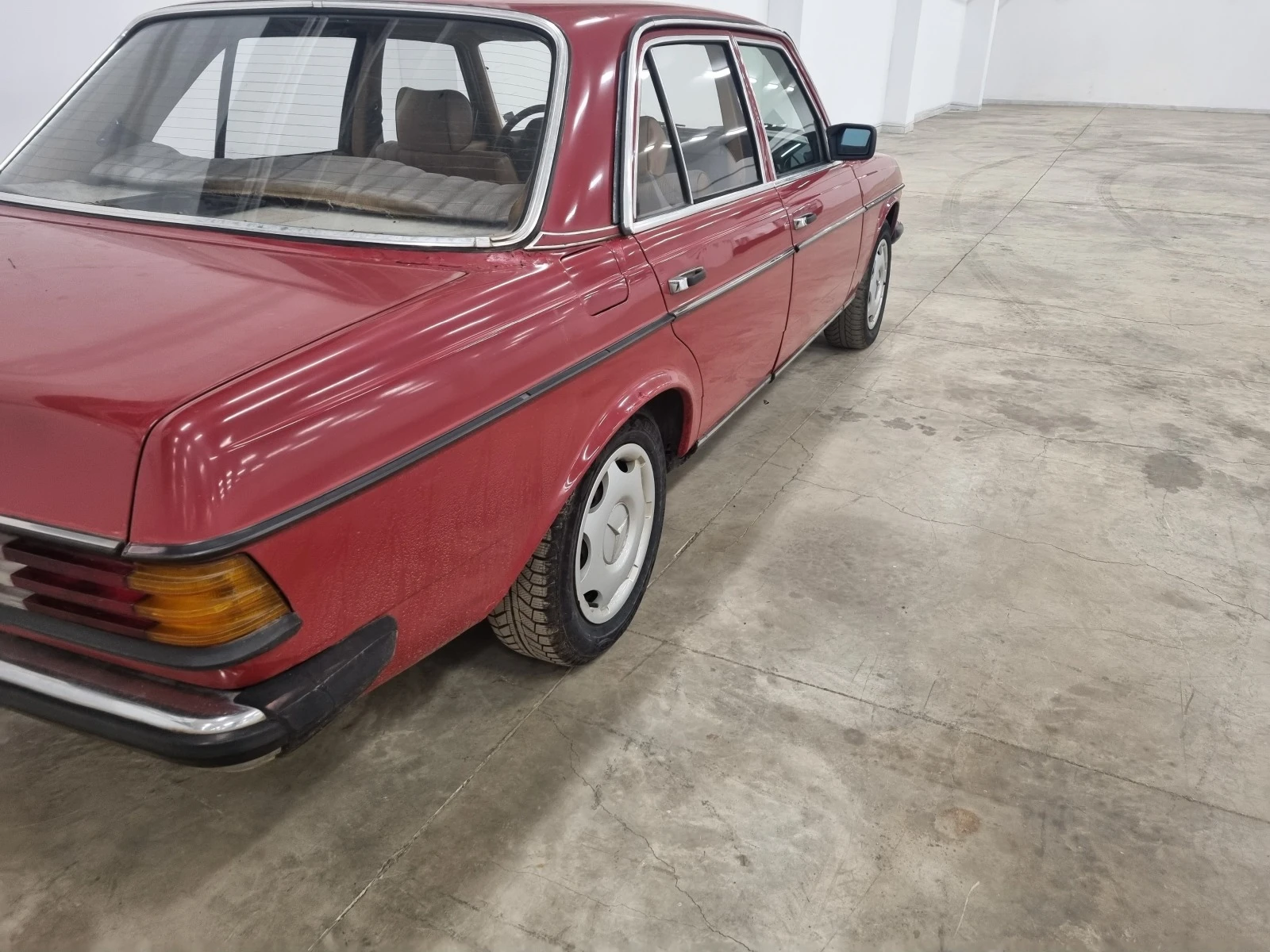 Mercedes-Benz 123 200D - изображение 5