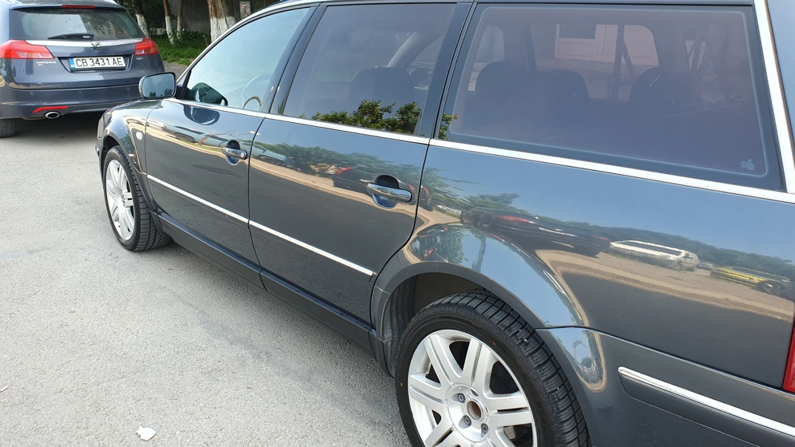 VW Passat 1.9TDi 131кс АВТОМАТИК - изображение 3