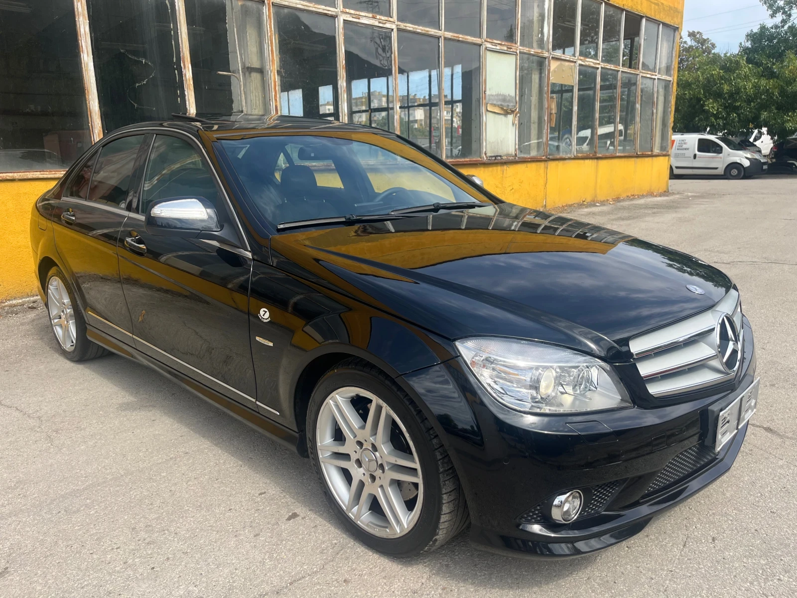 Mercedes-Benz C 320 AMG* 4matic* Keyless* Logic7* FULL* ITALY - изображение 7