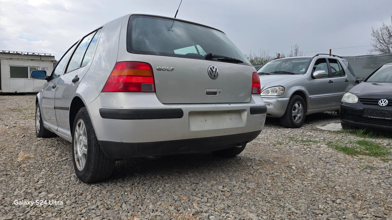 VW Golf 1.4i нов внос - изображение 4