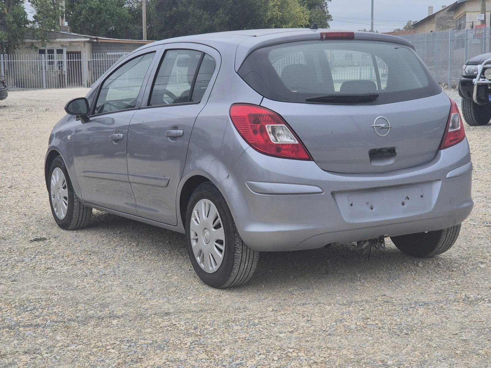Opel Corsa 1.2i | Mobile.bg   12