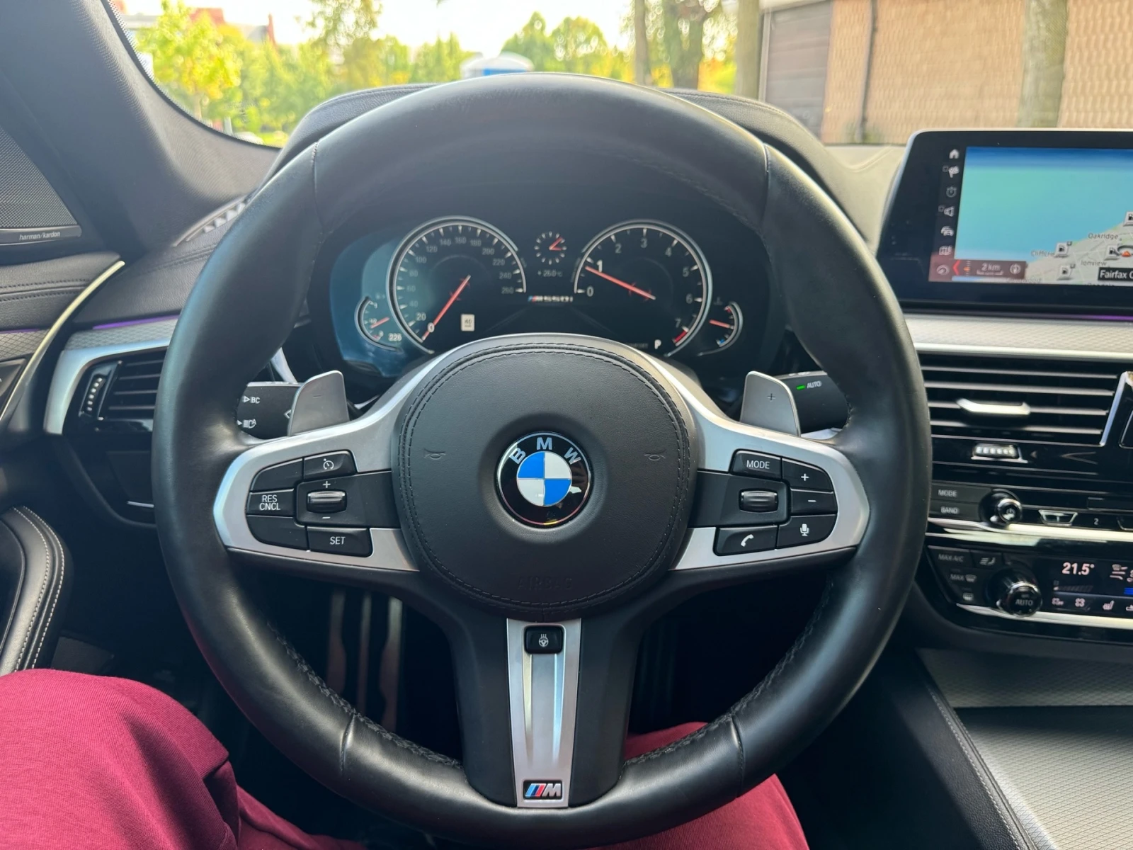 BMW 550 M550i xDrive * CARFAX * БЕЗ ПЪРВОНАЧАЛНА ВНОСКА - изображение 7