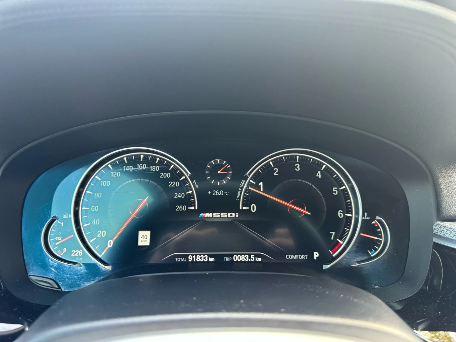 BMW 550 M550i xDrive * CARFAX * БЕЗ ПЪРВОНАЧАЛНА ВНОСКА - изображение 8