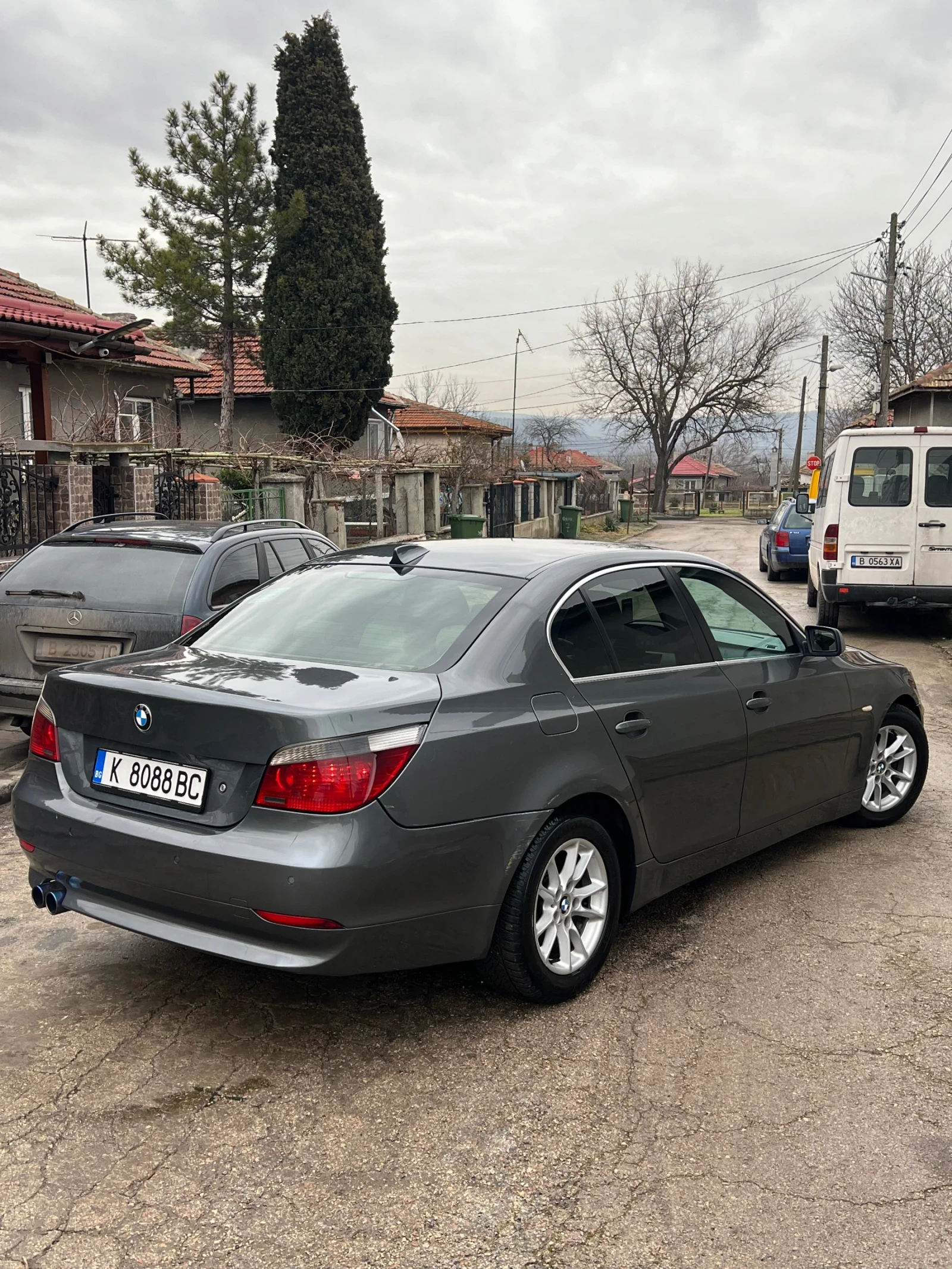 BMW 530 3.0D - изображение 4