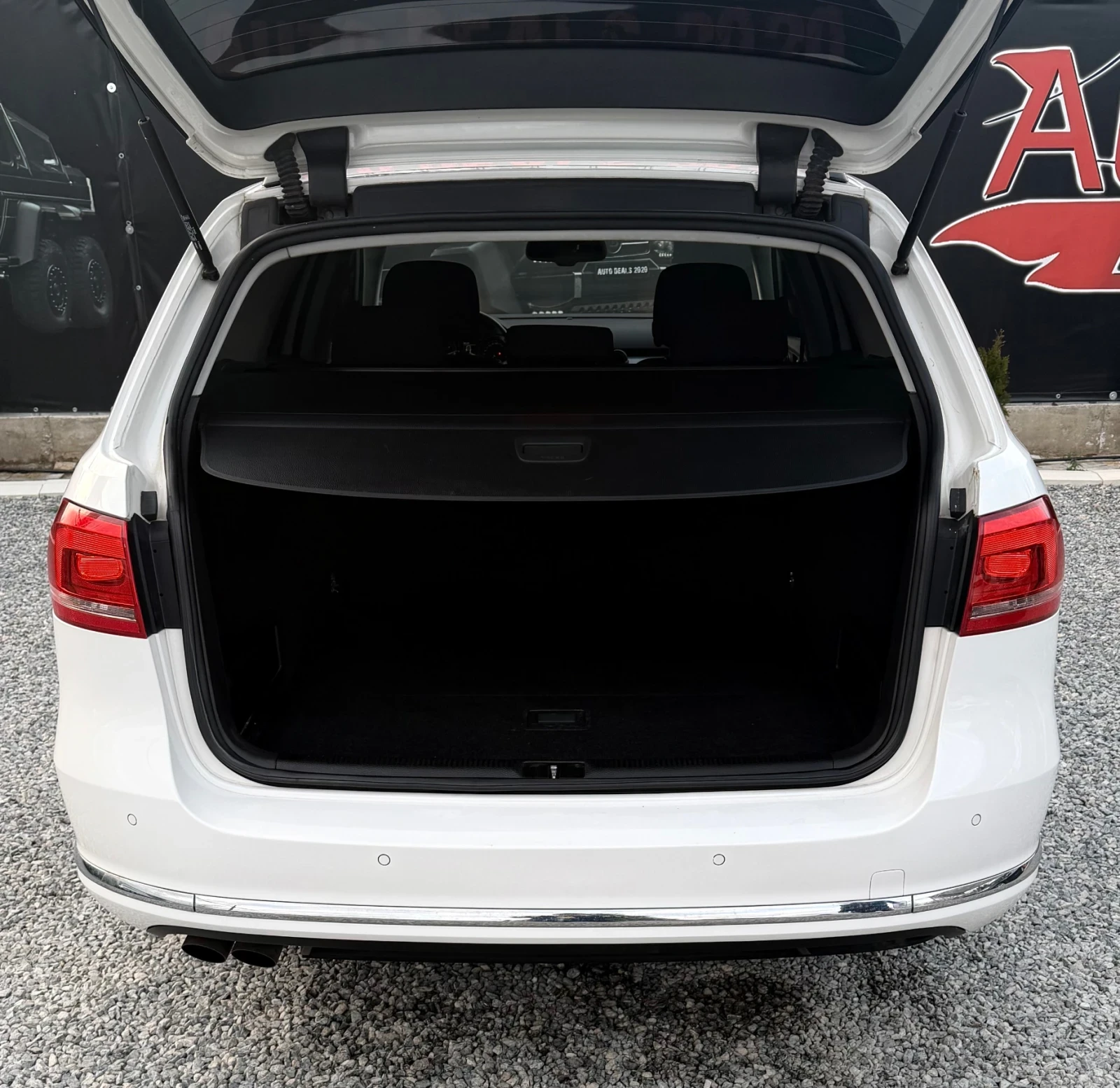 VW Passat 2.0TDI* 150HP* BLUEMOTION* СОБСТВЕН ЛИЗИНГ, снимка 6 - Автомобили и джипове - 53990219