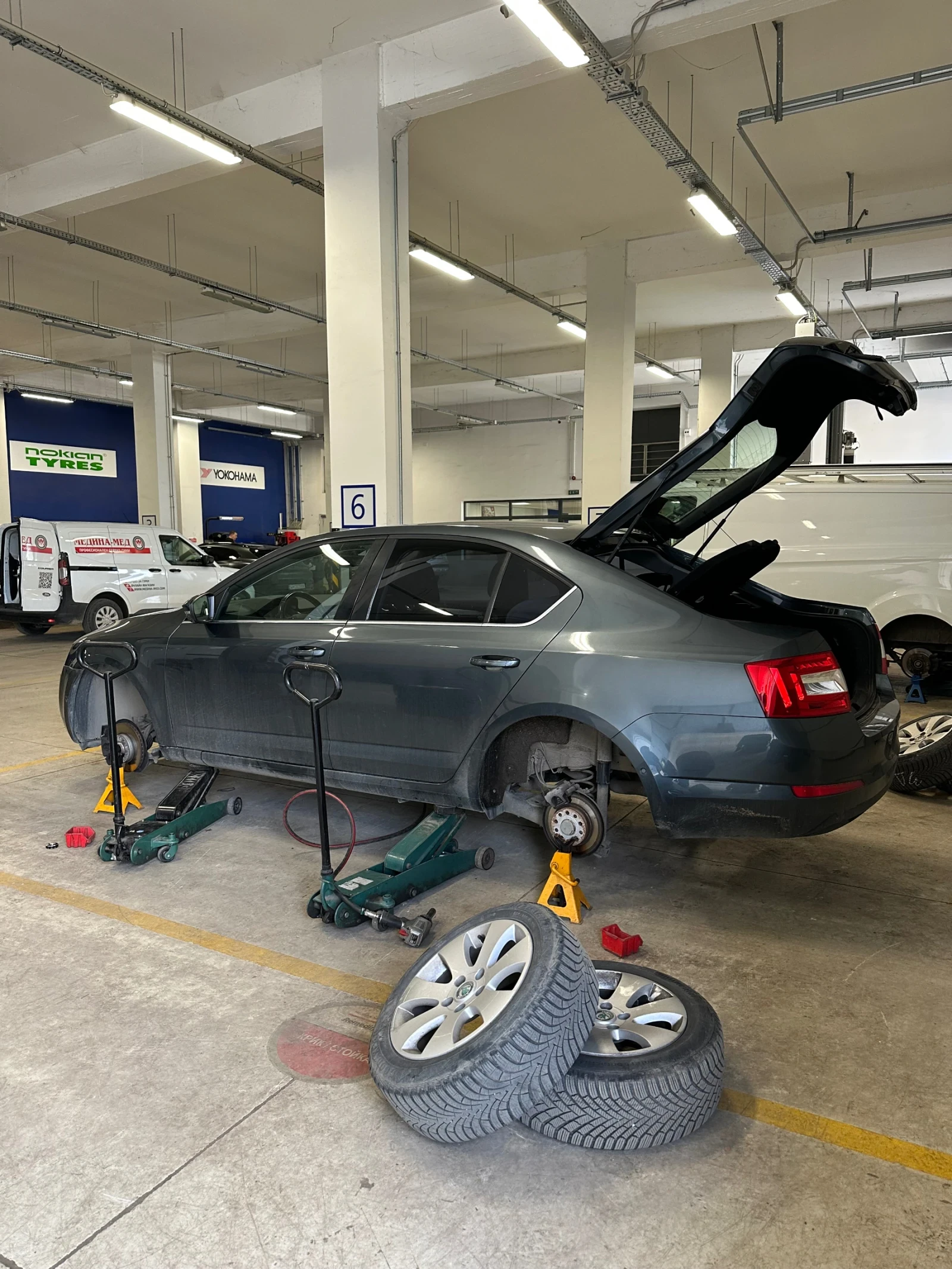 Skoda Octavia, снимка 13 - Автомобили и джипове - 54409072