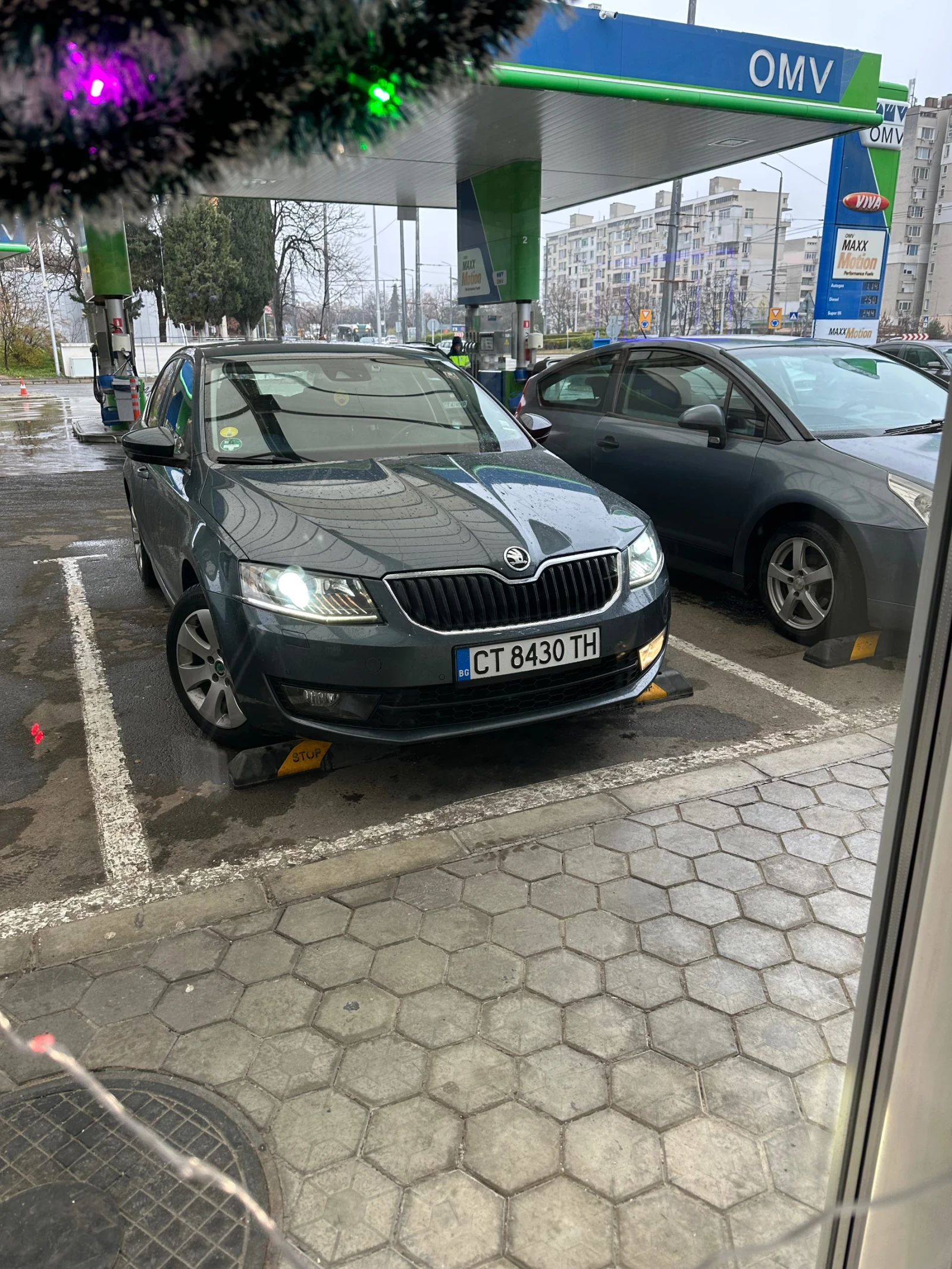 Skoda Octavia, снимка 10 - Автомобили и джипове - 54409072