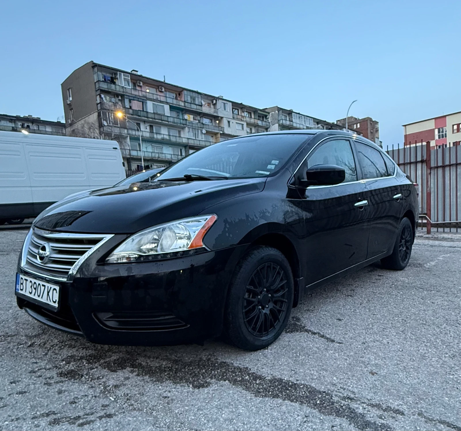 Nissan Sentra, снимка 2 - Автомобили и джипове - 54414712