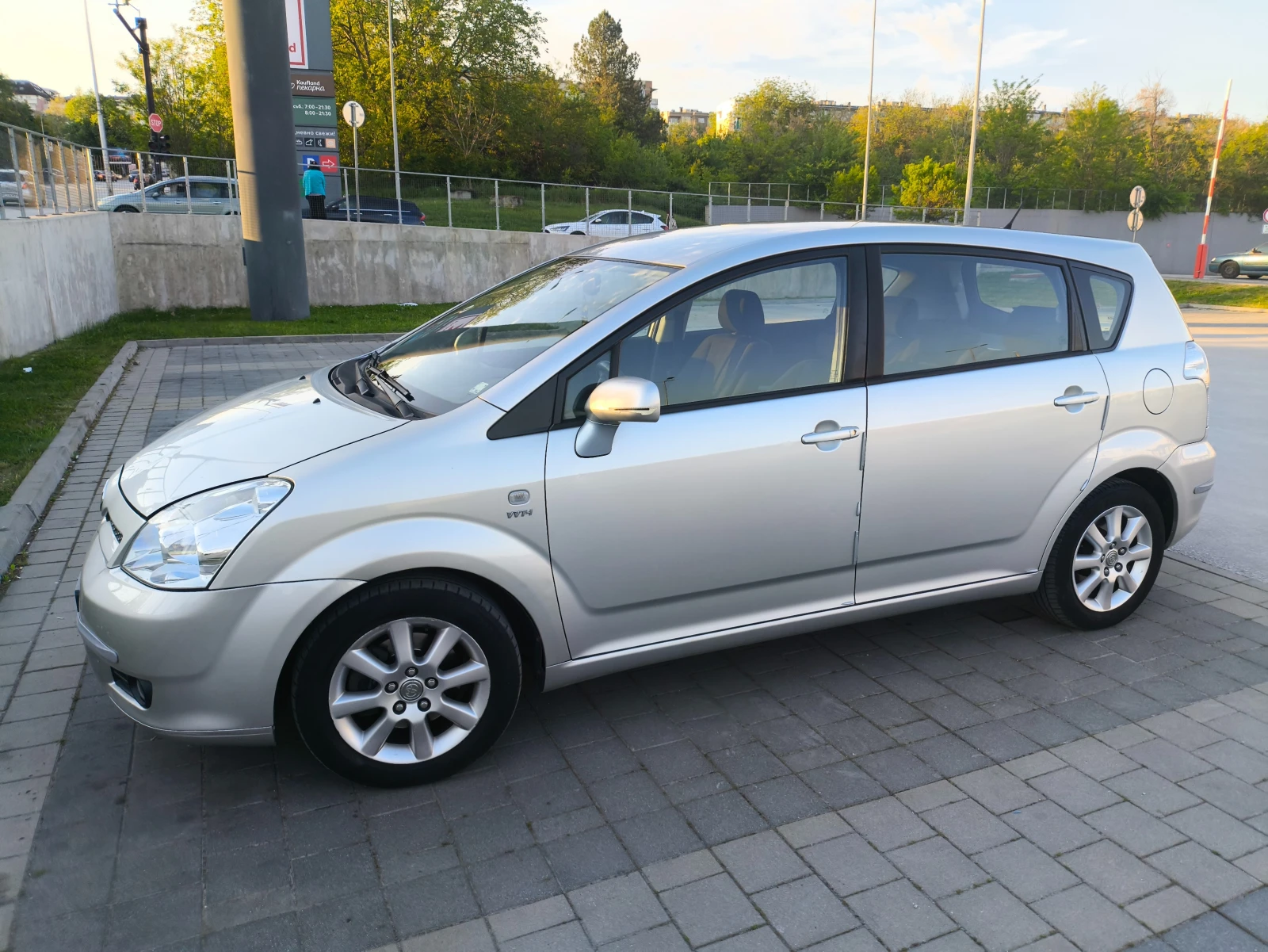 Toyota Corolla verso