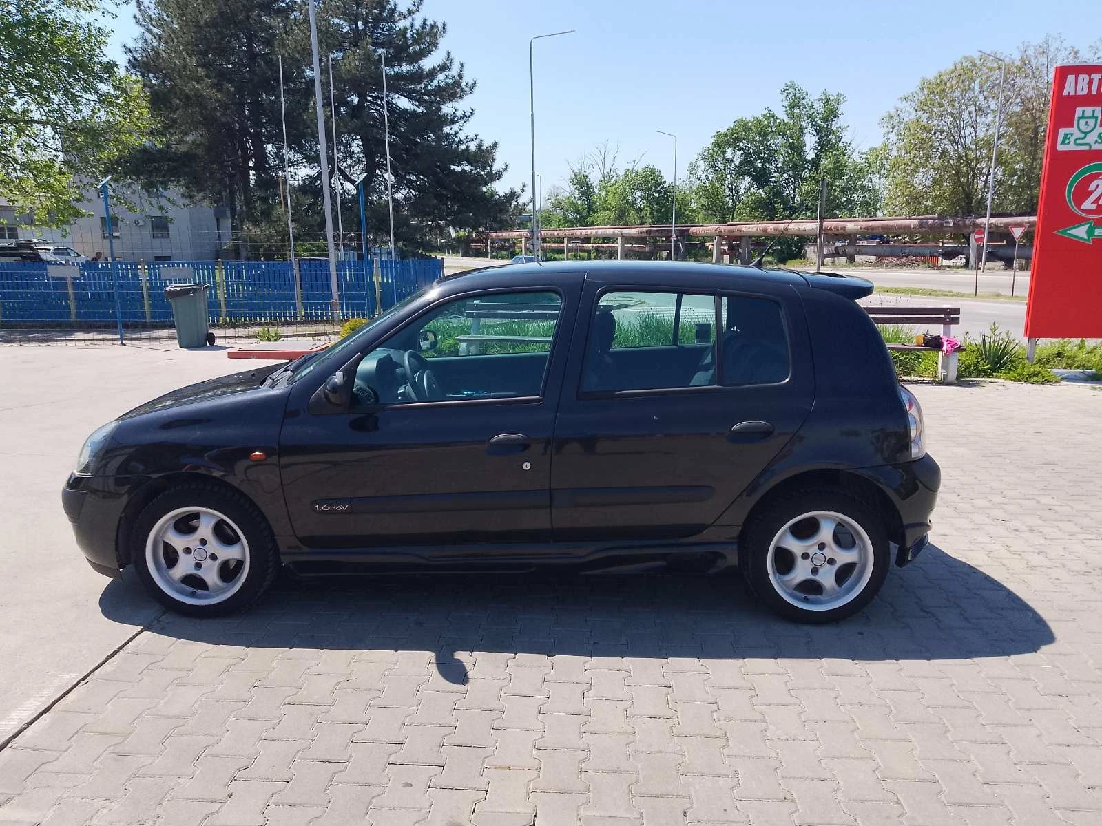 Renault Clio, снимка 3 - Автомобили и джипове - 54444222