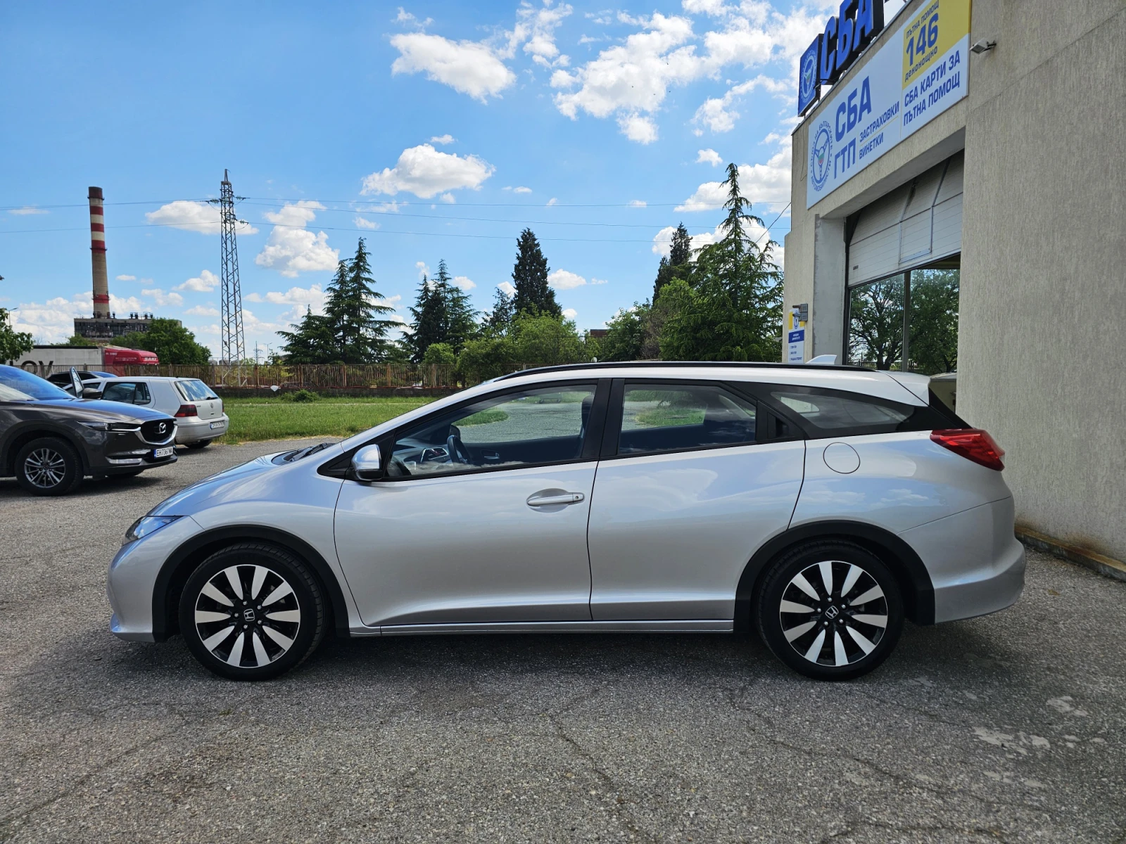 Honda Civic 1.6 i-DTEC EXECUTIVE ADAS, снимка 4 - Автомобили и джипове - 54595820