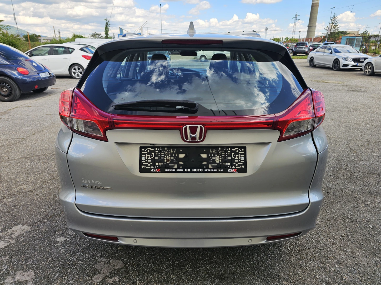 Honda Civic 1.6 i-DTEC EXECUTIVE ADAS, снимка 6 - Автомобили и джипове - 54595820