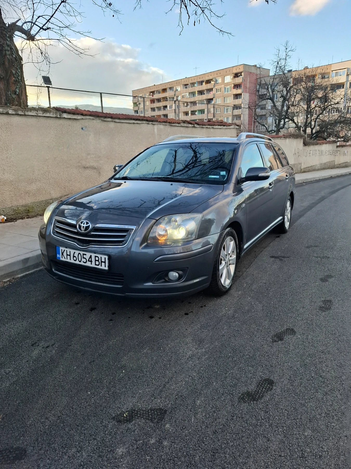 Toyota Avensis, снимка 8 - Автомобили и джипове - 54609468