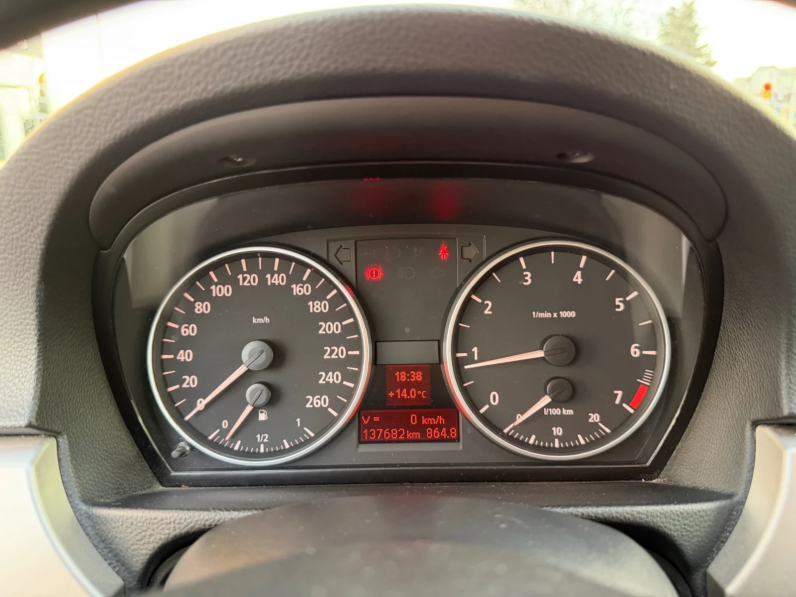 BMW 320, снимка 11 - Автомобили и джипове - 54611055